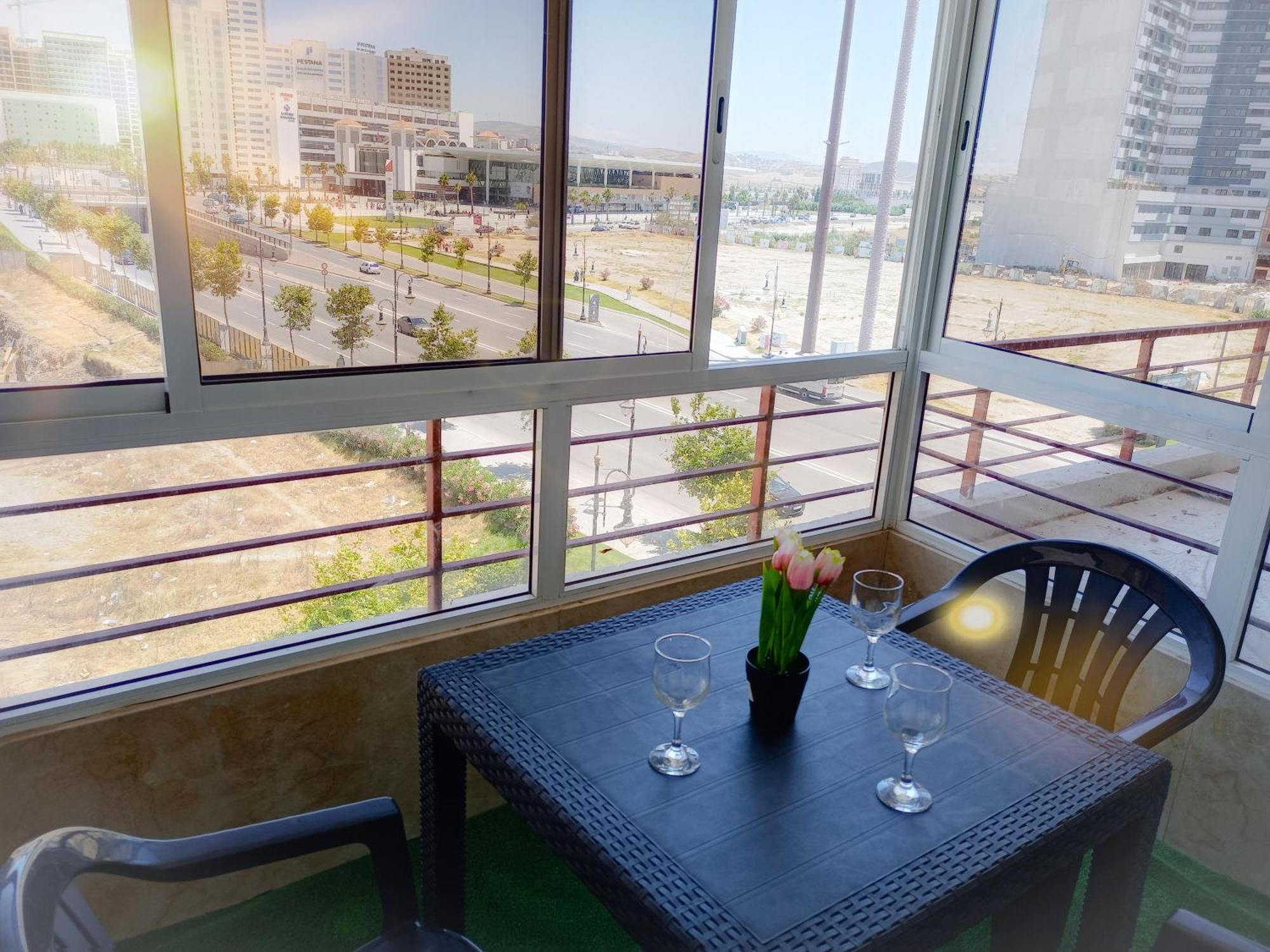 Appartement A Malabata En Face Centre Commercial Megarama & La Gare De Tgv M2 Tangier Bagian luar foto