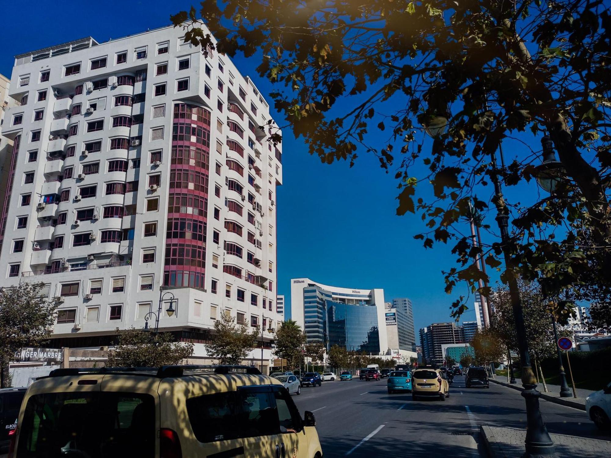Appartement A Malabata En Face Centre Commercial Megarama & La Gare De Tgv M2 Tangier Bagian luar foto