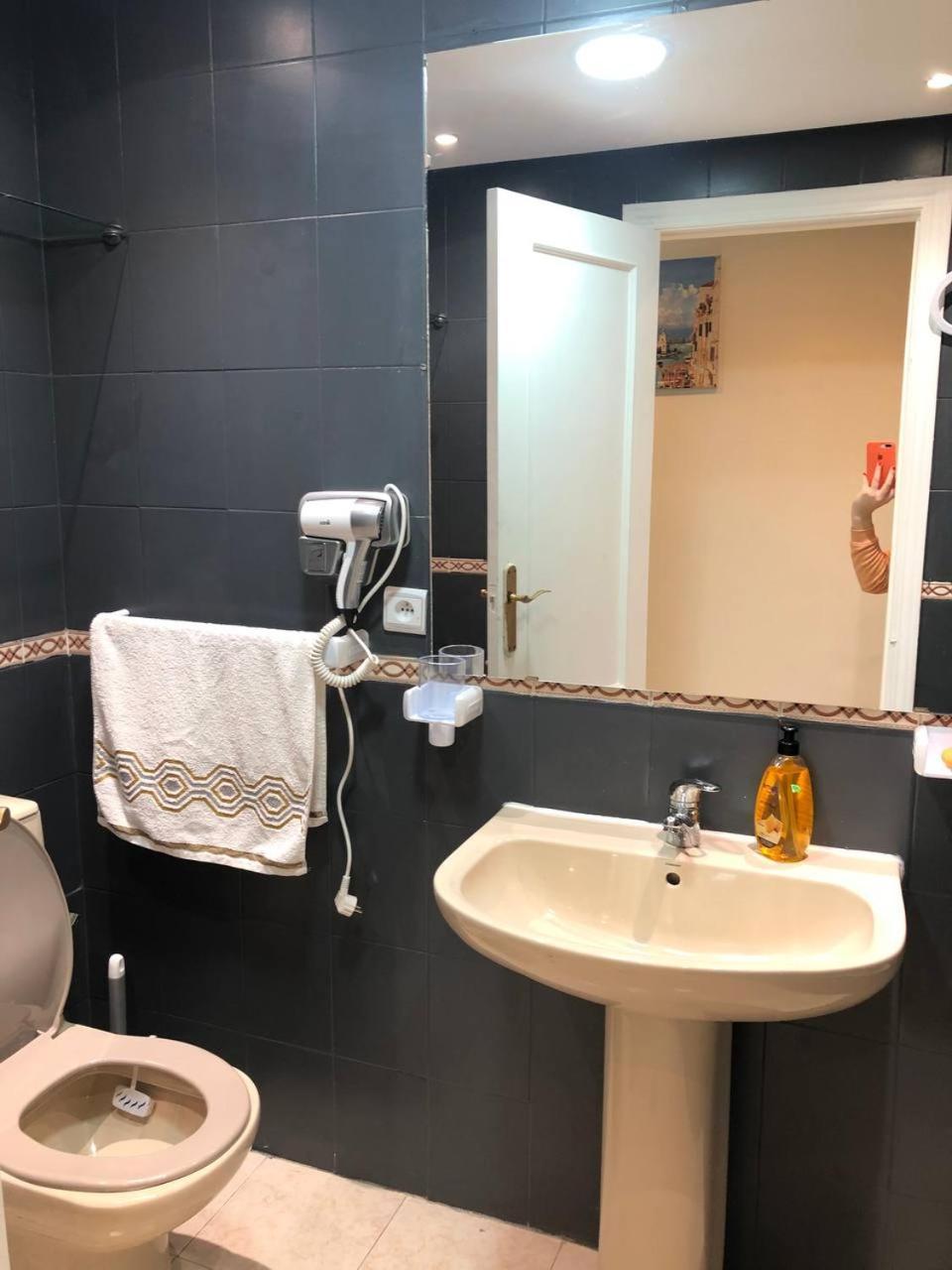 Appartement A Malabata En Face Centre Commercial Megarama & La Gare De Tgv M2 Tangier Bagian luar foto